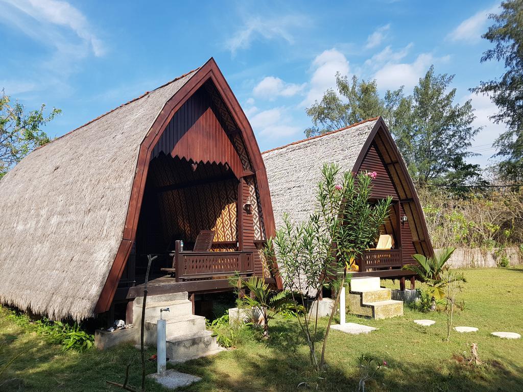 Sasak Island Bungalows Gili Meno Exterior photo
